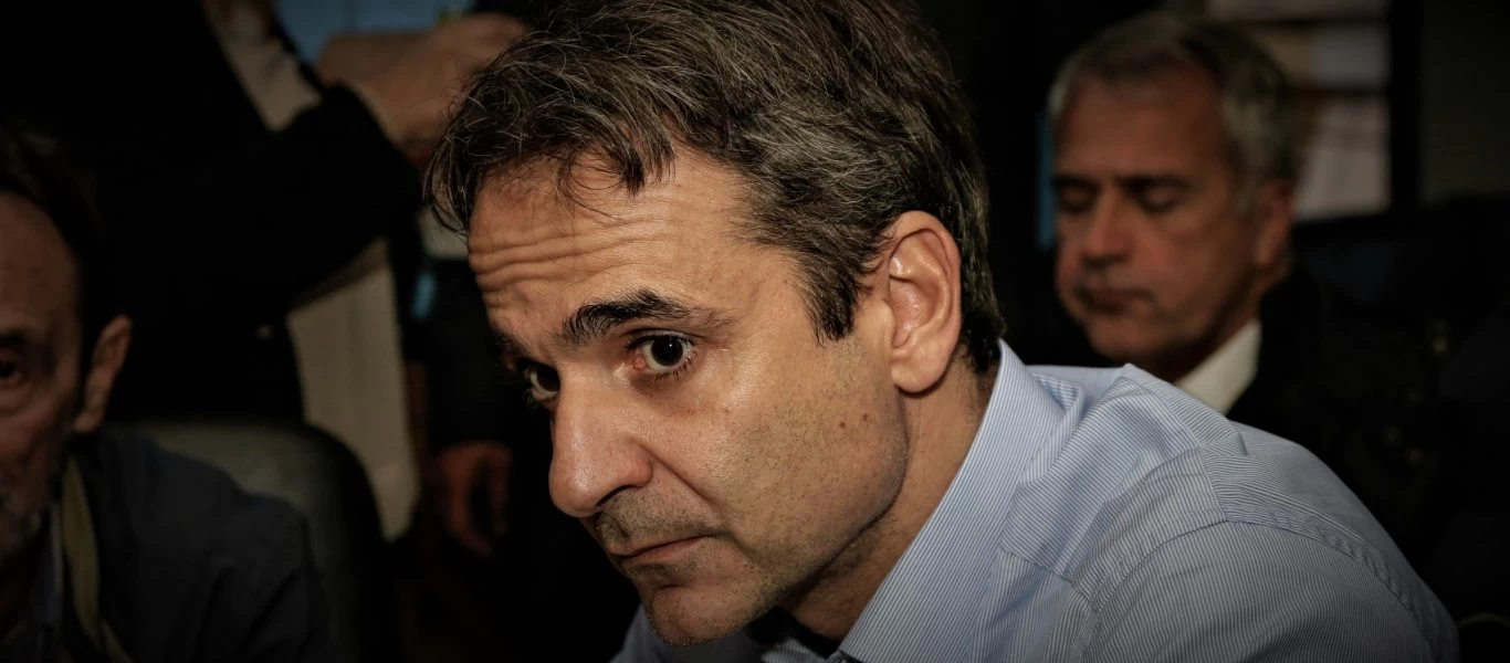 Σε ποσοστά 27-25% υποχωρεί η ΝΔ υπό το βάρος της μέτρων κατά πανδημίας, σκανδάλων παιδεραστίας και κυβερνητικής βίας